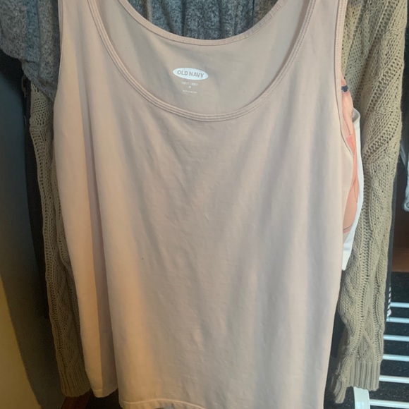 Light pink Old Navy tank top - Picture 3 of 3